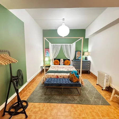 Daire S. Vicente Flat *